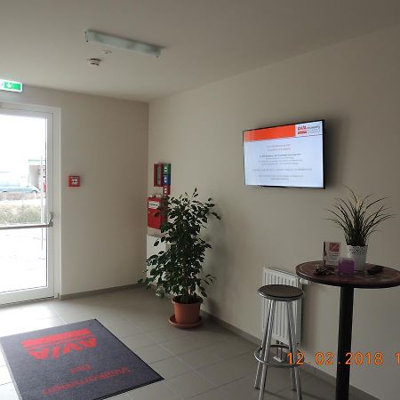 Avia Motel Bisamberg Korneuburg Exteriör bild